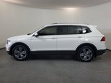 Used 2018 Volkswagen Tiguan SEL Premium image 4