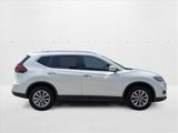 Used 2019 Nissan Rogue SV image 4