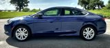 Used 2017 Chrysler 200 Limited Platinum w/ Comfort & Convenience Group image 4
