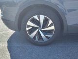 Used 2023 Volkswagen ID.4 2WD image 5