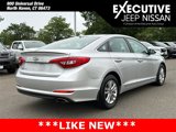 Used 2015 Hyundai Sonata SE w/ Option Group 09 image 2