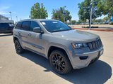 Used 2022 Jeep Grand Cherokee Laredo X image 3