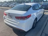 Used 2018 Kia Optima LX image 3