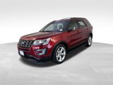 Used 2017 Ford Explorer XLT w/ Equipment Group 202A image 2