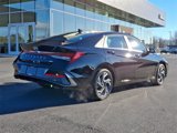 New 2025 Hyundai Elantra Limited image 4