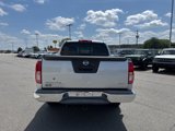 Used 2015 Nissan Frontier SV image 4