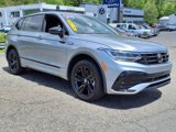 Used 2024 Volkswagen Tiguan SE R-Line image 2