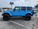Used 2017 Jeep Wrangler Unlimited Rubicon w/ Connectivity Group image 4