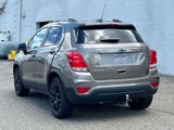 Used 2022 Chevrolet Trax LT w/ Sport Edition image 4
