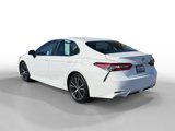 Used 2018 Toyota Camry SE image 3