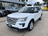 Used 2018 Ford Explorer XLT image 3
