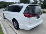 Used 2024 Chrysler Pacifica Pinnacle image 5
