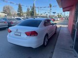Used 2015 Volkswagen Passat TDI SE image 5