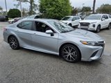 Used 2022 Toyota Camry SE image 2