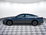 Used 2024 Nissan Altima 2.5 SV image 2
