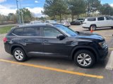 Used 2018 Volkswagen Atlas SE image 2