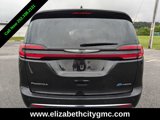 Used 2024 Chrysler Pacifica Select image 5