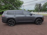 Used 2023 Jeep Grand Cherokee L Laredo image 2