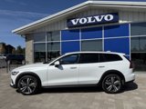 Used 2024 Volvo V60 B5 Cross Country Plus w/ Protection Package Premier image 2