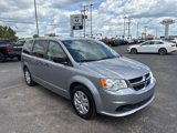 Used 2019 Dodge Grand Caravan SE image 2