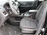 Used 2023 GMC Terrain SLE w/ Driver Convenience Package image 3