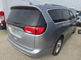 Used 2020 Chrysler Pacifica Limited image 4