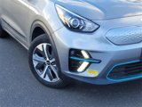 Used 2022 Kia Niro EX image 3