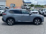 Used 2021 Nissan Rogue Platinum image 2