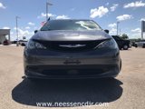 Used 2022 Chrysler Voyager LX image 2