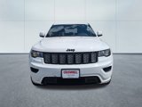 Used 2018 Jeep Grand Cherokee Altitude image 2