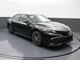 Used 2023 Toyota Camry SE image 3
