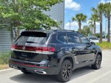 Used 2024 Volkswagen Atlas SE w/ Panoramic Sunroof Package image 5