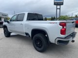 Used 2022 Chevrolet Silverado 2500 LT w/ Convenience Package image 3