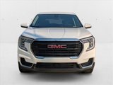 Used 2024 GMC Terrain SLE image 2