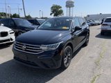 Used 2022 Volkswagen Tiguan SE image 2