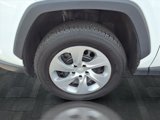 Used 2022 Toyota RAV4 LE image 4