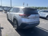Used 2021 Nissan Rogue SV image 3