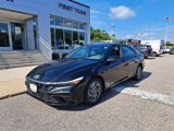 Used 2024 Hyundai Elantra SEL image 2