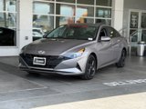 Used 2022 Hyundai Elantra SEL image 2