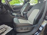 Used 2018 Volkswagen Passat 3.6 image 3