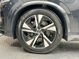 Used 2022 Volvo XC90 T8 R-Design image 5