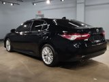 Used 2018 Toyota Camry XLE image 5