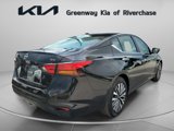Used 2024 Nissan Altima 2.5 SV image 5