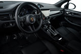 Certified 2025 Porsche Macan image 4