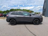 Used 2023 Jeep Cherokee Altitude Lux image 2
