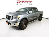 Used 2017 Nissan Titan SL image 3