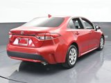 Used 2021 Toyota Corolla LE image 5