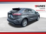 Used 2022 Ford Edge SEL w/ Convenience Package image 4