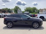 Used 2025 Chevrolet Trax LT w/ Sunroof Package image 2