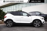 Used 2022 Volvo XC40 T5 R-Design w/ Climate Package image 3